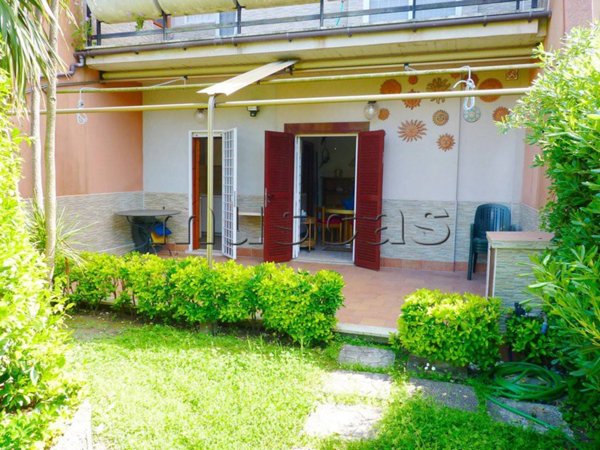 casa indipendente in affitto a Fiumicino in zona Fregene