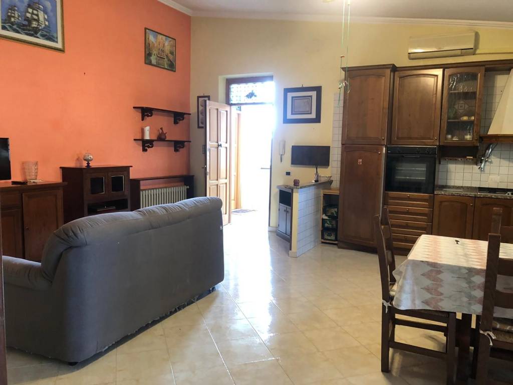appartamento in affitto a Fiumicino in zona Isola Sacra