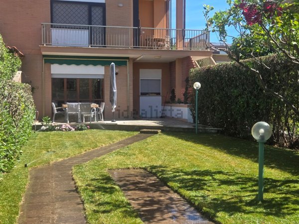 appartamento in affitto a Fiumicino in zona Fregene