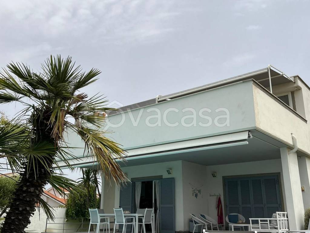 casa indipendente in affitto a Fiumicino in zona Fregene