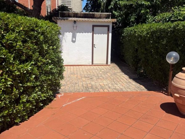 casa indipendente in affitto a Fiumicino in zona Fregene