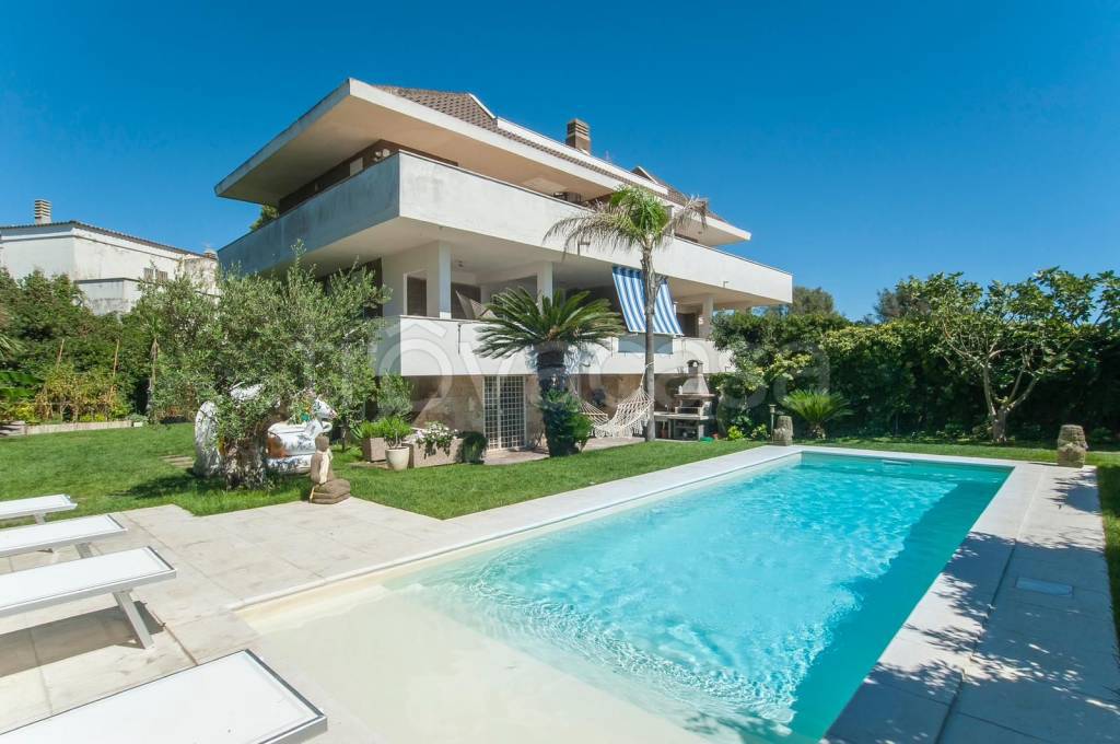 casa indipendente in affitto a Fiumicino in zona Fregene