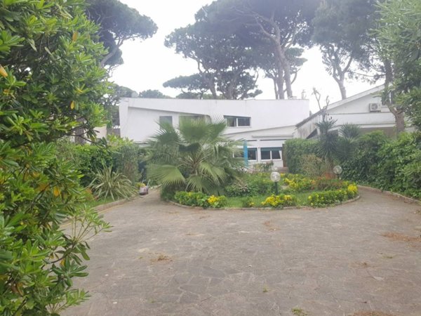 casa indipendente in affitto a Fiumicino in zona Fregene