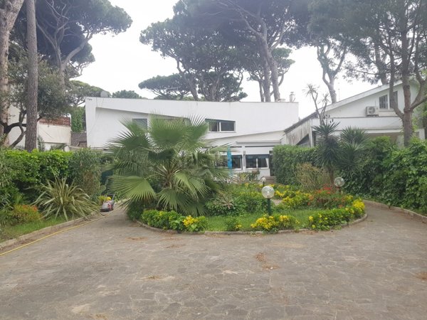 casa indipendente in affitto a Fiumicino in zona Fregene