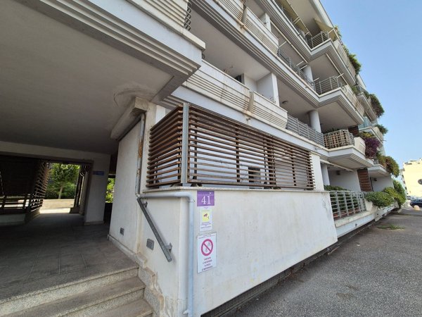 locale commerciale in affitto a Fiumicino