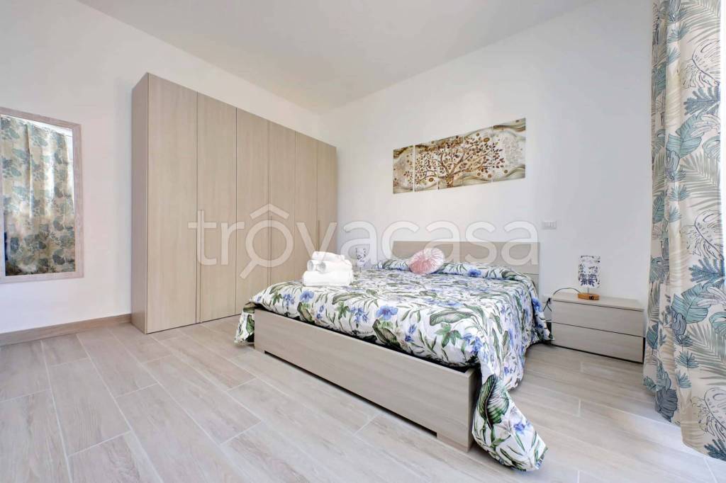appartamento in affitto a Fiumicino in zona Isola Sacra