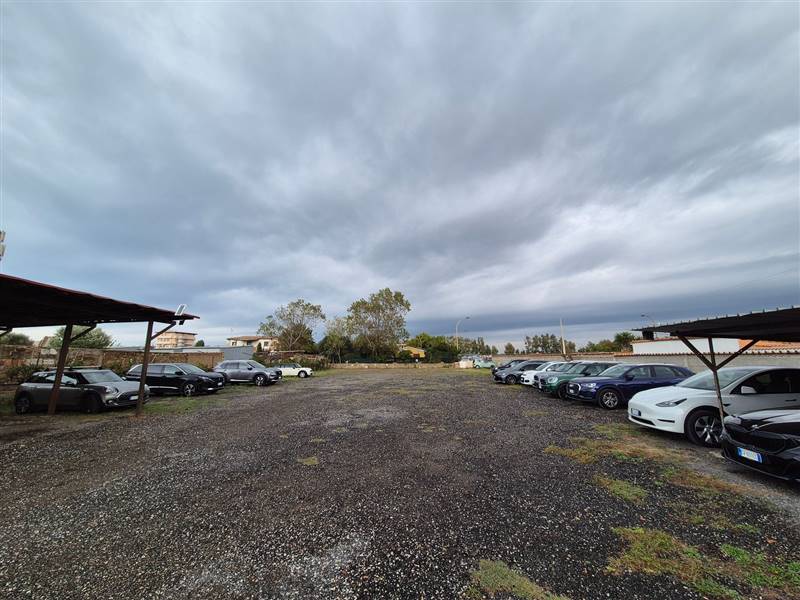 locale commerciale in affitto a Fiumicino in zona Focene
