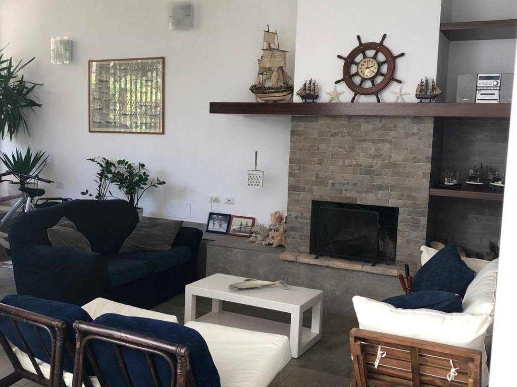 casa indipendente in affitto a Fiumicino in zona Fregene