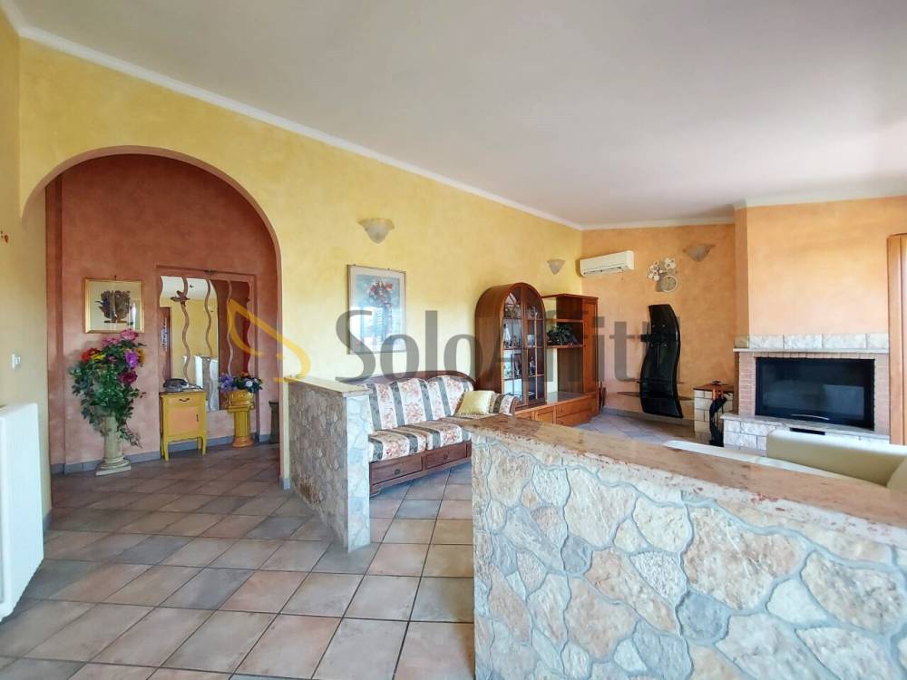 appartamento in affitto a Fiumicino in zona Isola Sacra