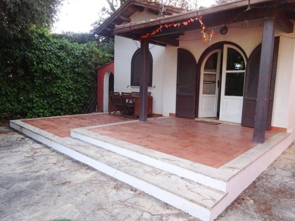 casa indipendente in affitto a Fiumicino in zona Fregene