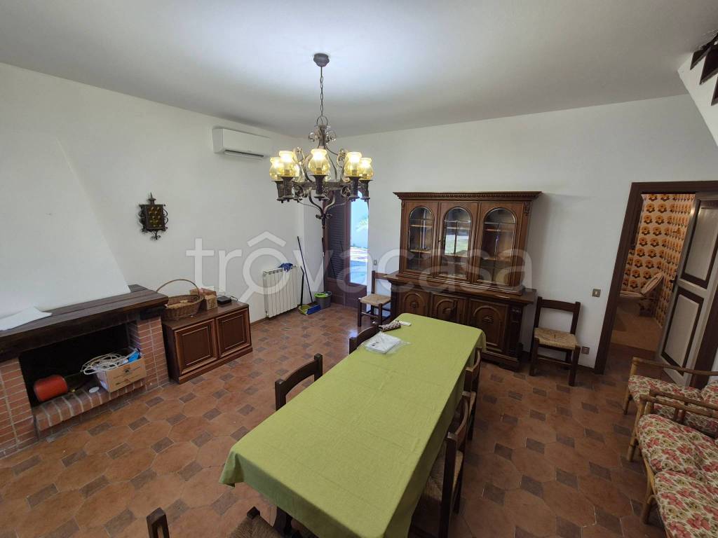casa indipendente in affitto a Fiumicino in zona Fregene
