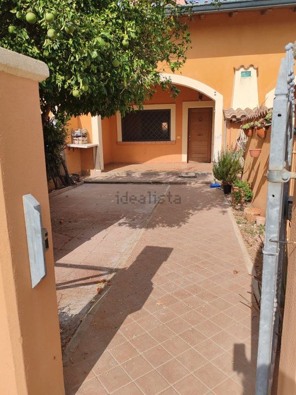 casa indipendente in affitto a Fiumicino in zona Tragliata