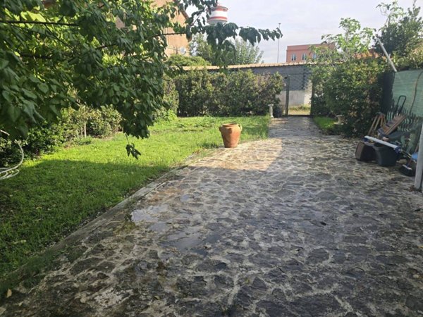 appartamento in affitto a Fiumicino in zona Isola Sacra