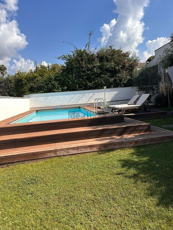 casa indipendente in affitto a Fiumicino in zona Fregene