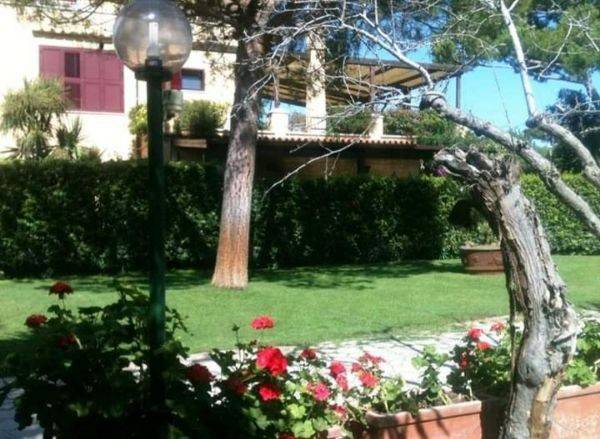 casa indipendente in affitto a Fiumicino in zona Fregene
