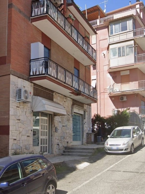 bivano in affitto a Fonte Nuova in zona Torre Lupara