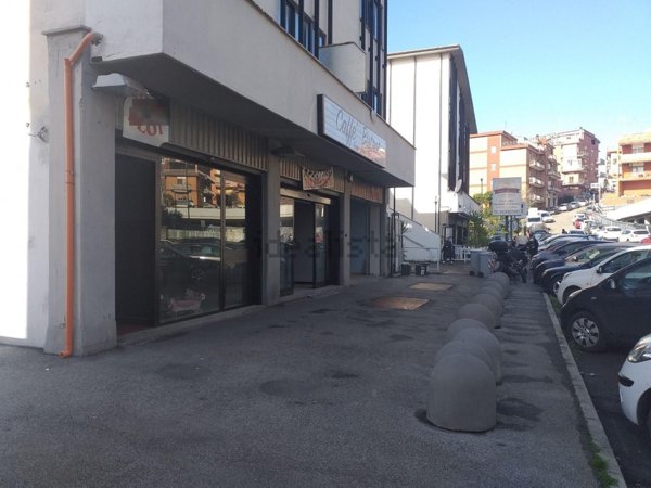 locale commerciale in affitto a Fonte Nuova in zona Torre Lupara