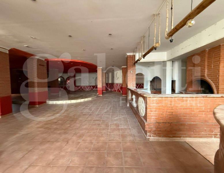negozio in affitto a Fonte Nuova in zona Torre Lupara