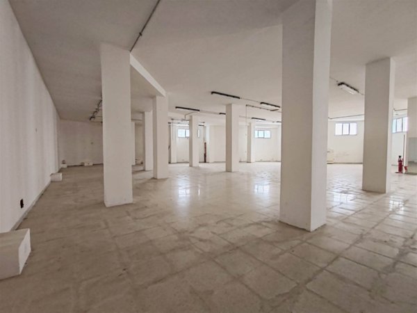 locale di sgombero in affitto a Fonte Nuova in zona Torre Lupara
