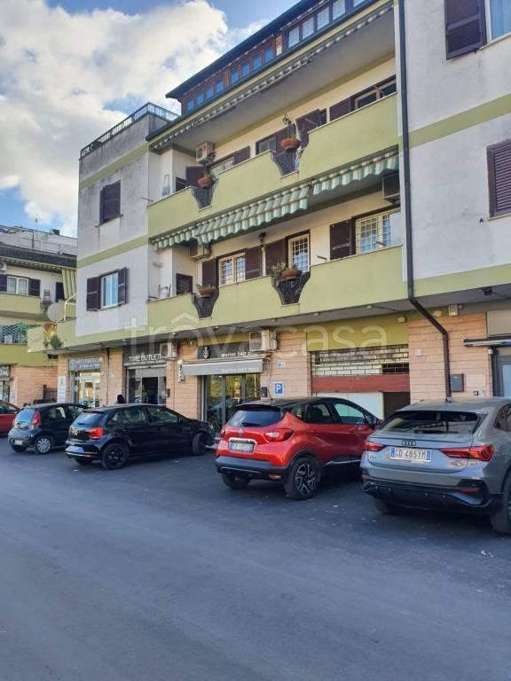 appartamento in affitto a Fonte Nuova in zona Santa Lucia