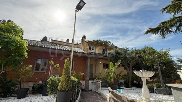 appartamento in affitto a Fonte Nuova in zona Torre Lupara