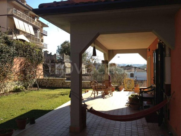appartamento in affitto a Fonte Nuova in zona Santa Lucia