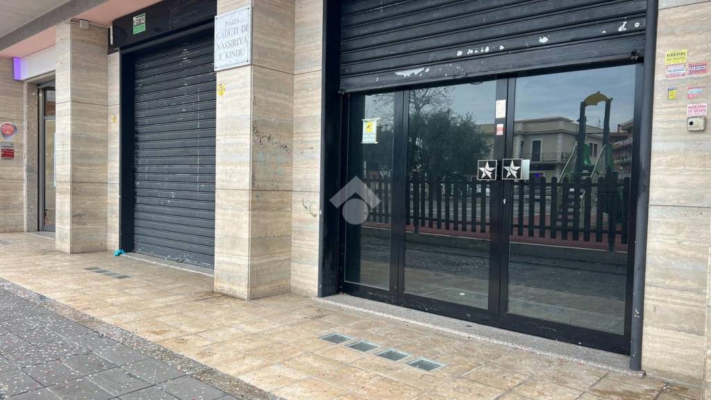 negozio in affitto a Fonte Nuova in zona Torre Lupara