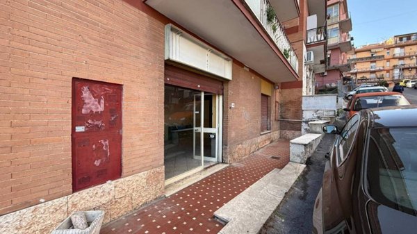 negozio in affitto a Fonte Nuova in zona Torre Lupara