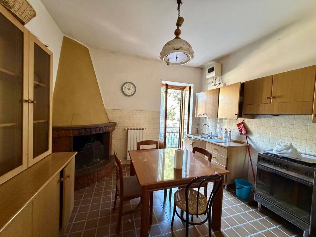 appartamento in affitto a Fonte Nuova in zona Torre Lupara