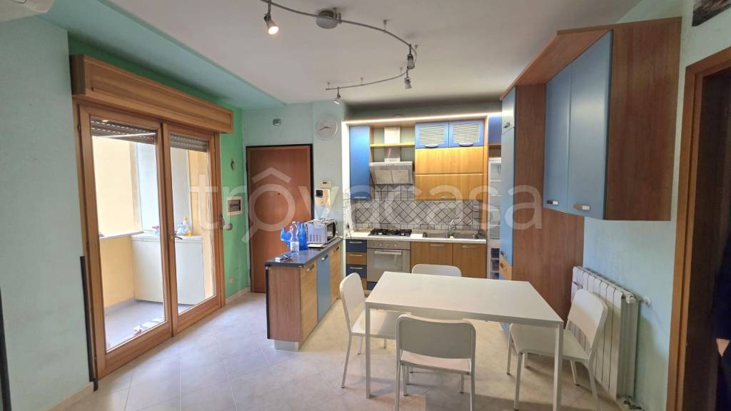 appartamento in affitto a Fonte Nuova in zona Torre Lupara