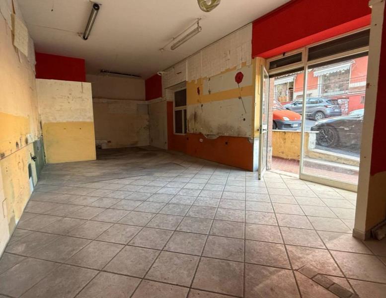 locale commerciale in affitto a Fonte Nuova in zona Torre Lupara