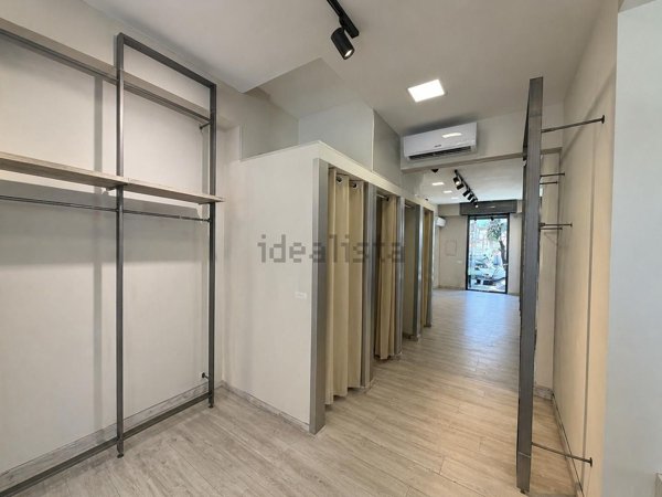 negozio in affitto a Fonte Nuova in zona Torre Lupara