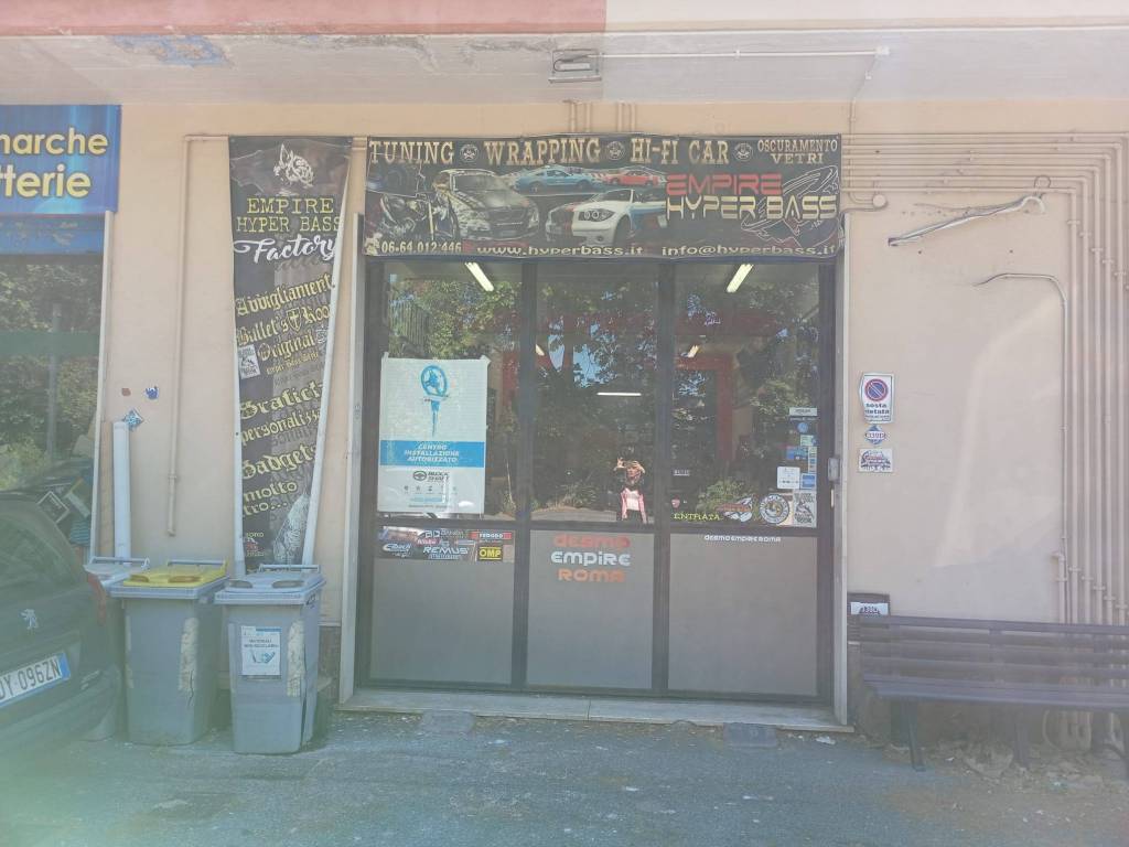 negozio in affitto a Fonte Nuova in zona Torre Lupara