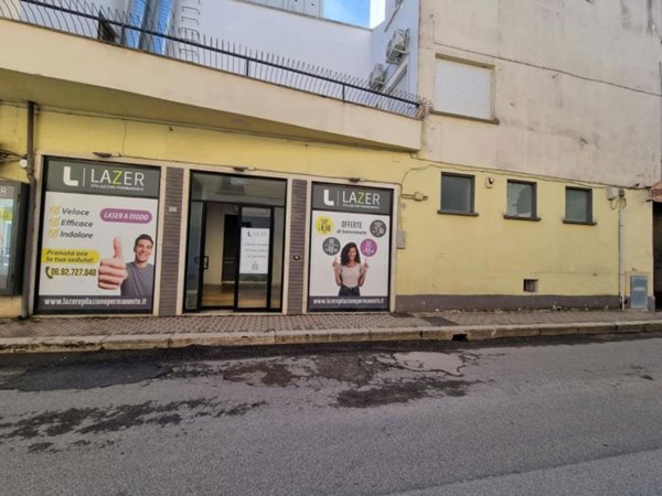negozio in affitto ad Aprilia