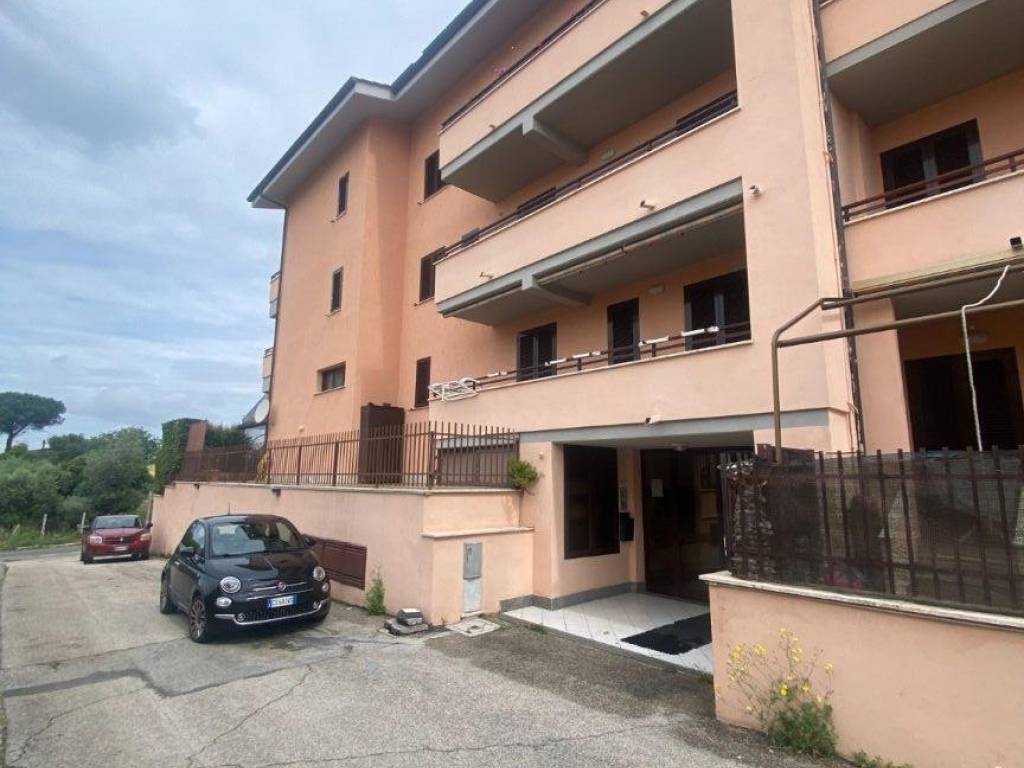 appartamento in affitto ad Aprilia in zona Campoleone