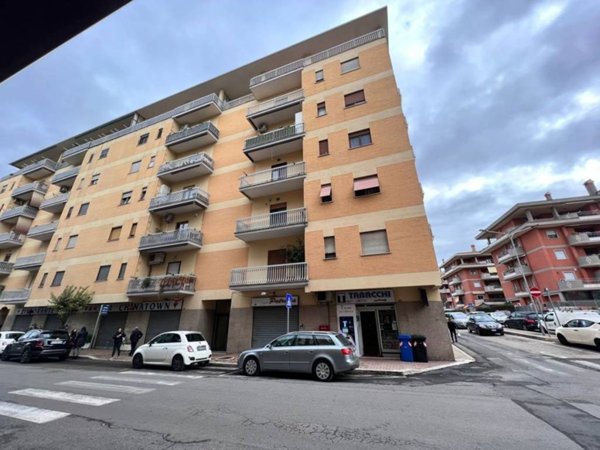 appartamento in affitto ad Aprilia