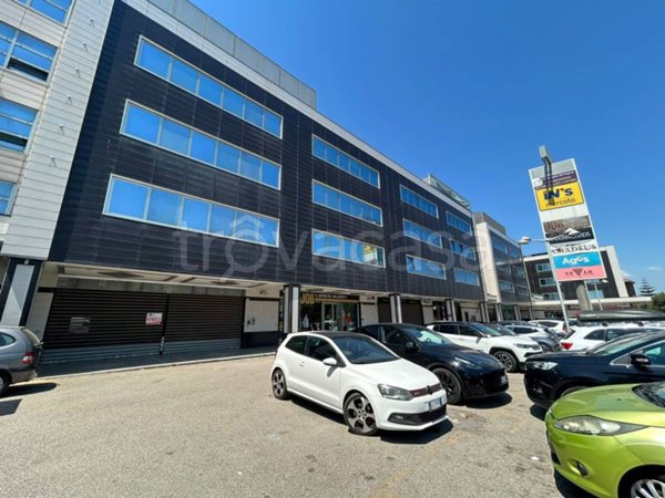 ufficio in affitto ad Aprilia