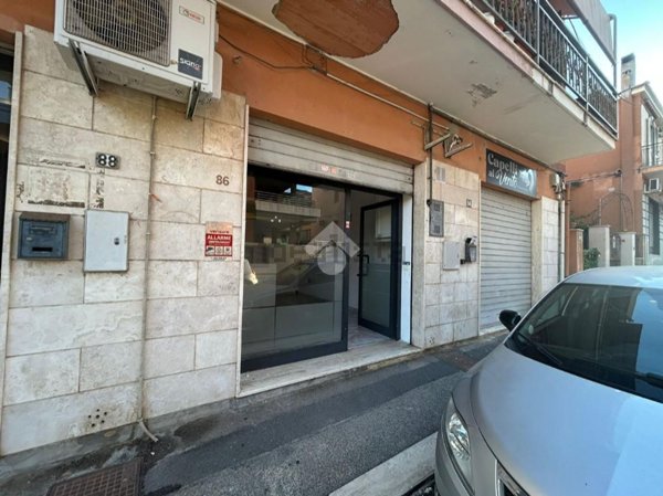 locale commerciale in affitto ad Aprilia