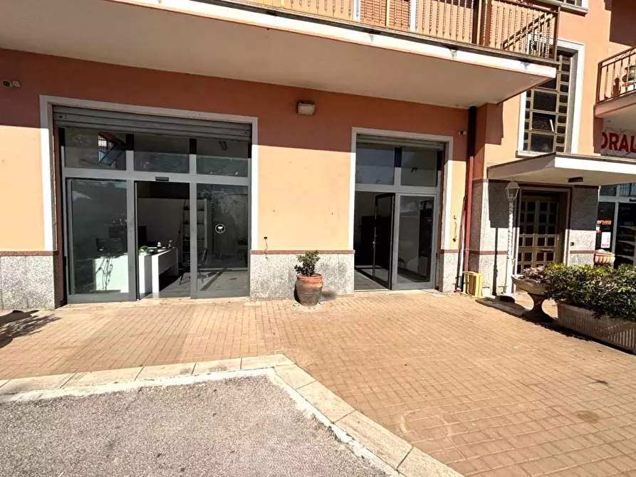 negozio in affitto ad Aprilia