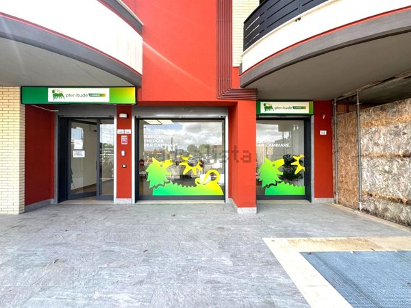 negozio in affitto ad Aprilia
