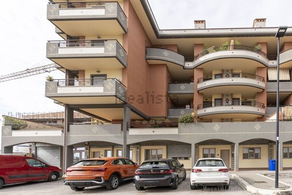 ufficio in affitto ad Aprilia