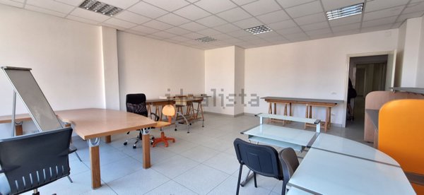 ufficio in affitto ad Aprilia