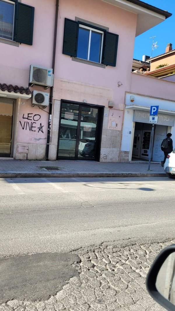 locale commerciale in affitto ad Aprilia