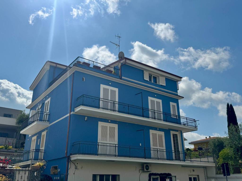 appartamento in affitto ad Aprilia in zona Campoleone