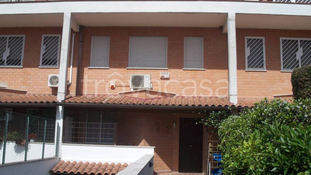 casa indipendente in affitto ad Aprilia