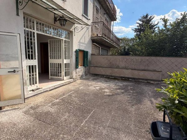 appartamento in affitto ad Aprilia in zona Casalazzara