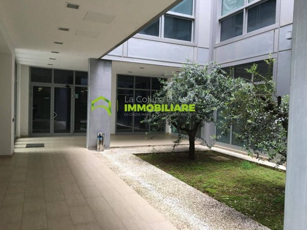 ufficio in affitto a Cisterna di Latina