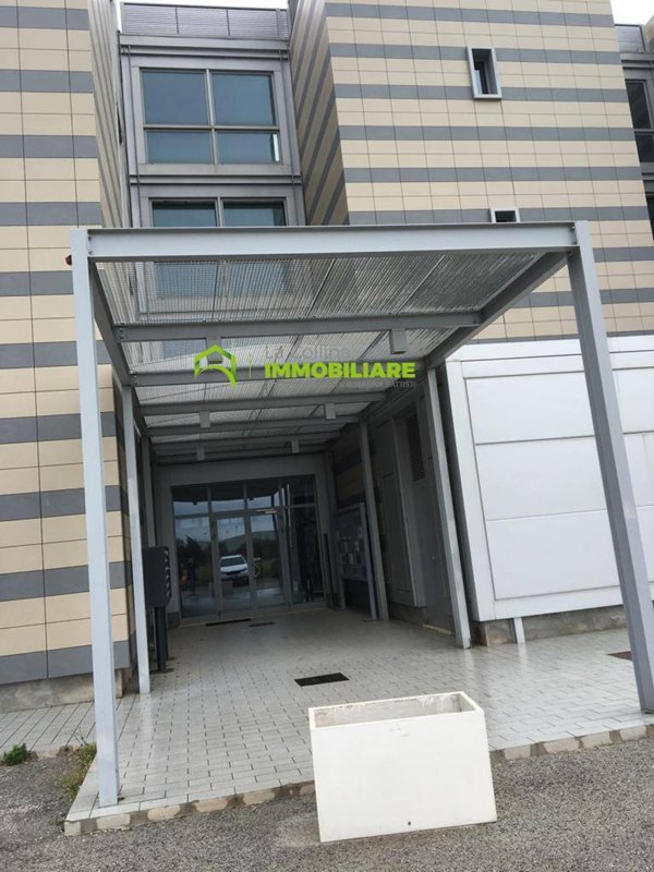 ufficio in affitto a Cisterna di Latina