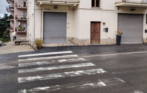 negozio in affitto a Cori
