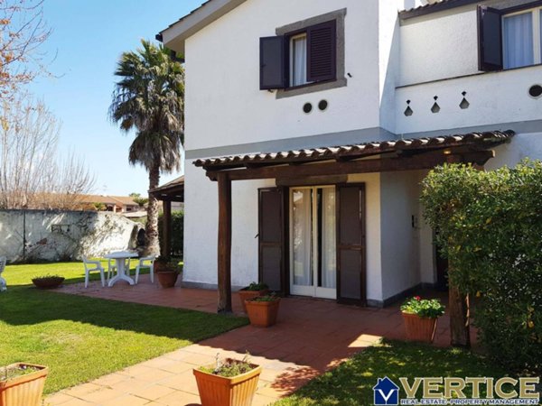 casa indipendente in affitto a Fondi